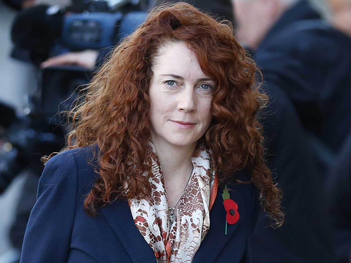 Phone Hacking Trial Rebekah Brooks At The Centre Of Cover Up Operation Court Told The