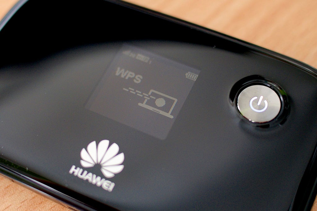 A 4G mobile hotspot device built by Huawei