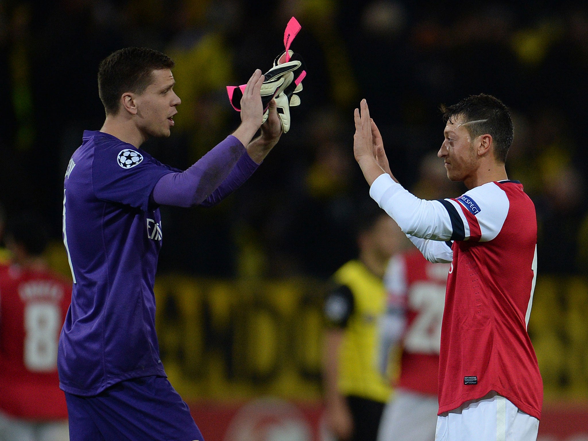Wojciech Szczesny – 7 Polish goalkeeper made two terrific saves. He also conceded two goals, but they were both ruled offside