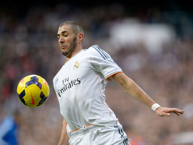 Arsenal could revive their interest in Real Madrid striker Karim Benzema in January