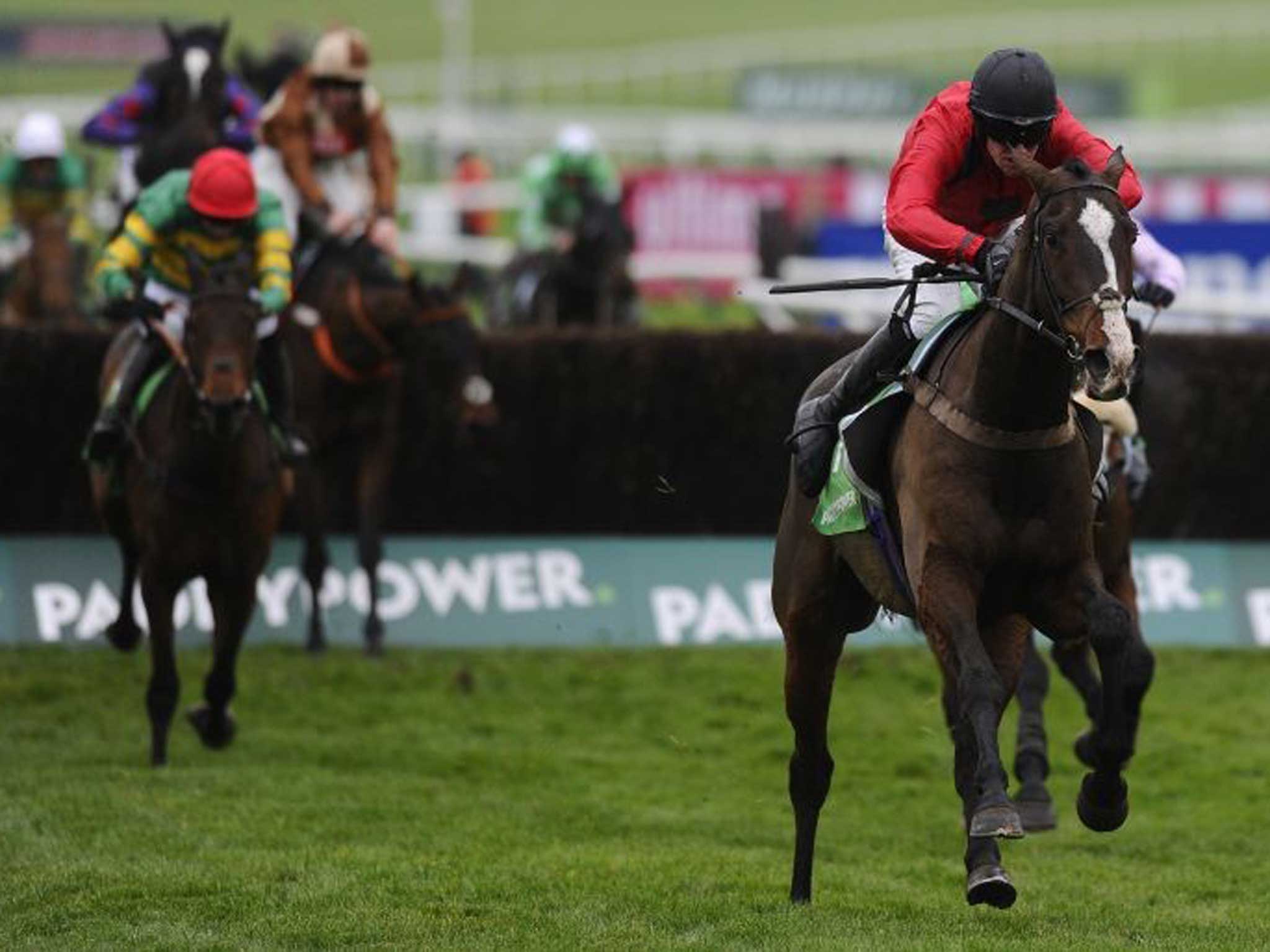 Fast forward: St Johns Spirit heads for victory in the Paddy Power Chase