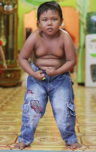 Ardi Rizal: Two-year-old Indonesian boy who shocked world with 40-a-day ...
