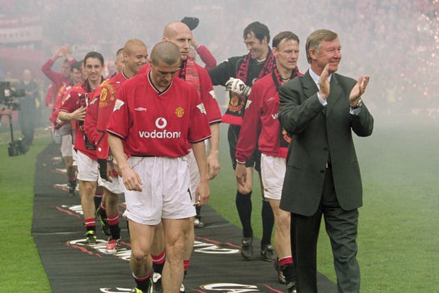 Alex Ferguson and Roy Keane celebrate winning the league in 2001