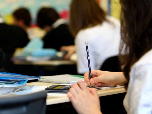 A school in Berkshire has set a teacher the target of 'sounding less northern' following an Ofsted report