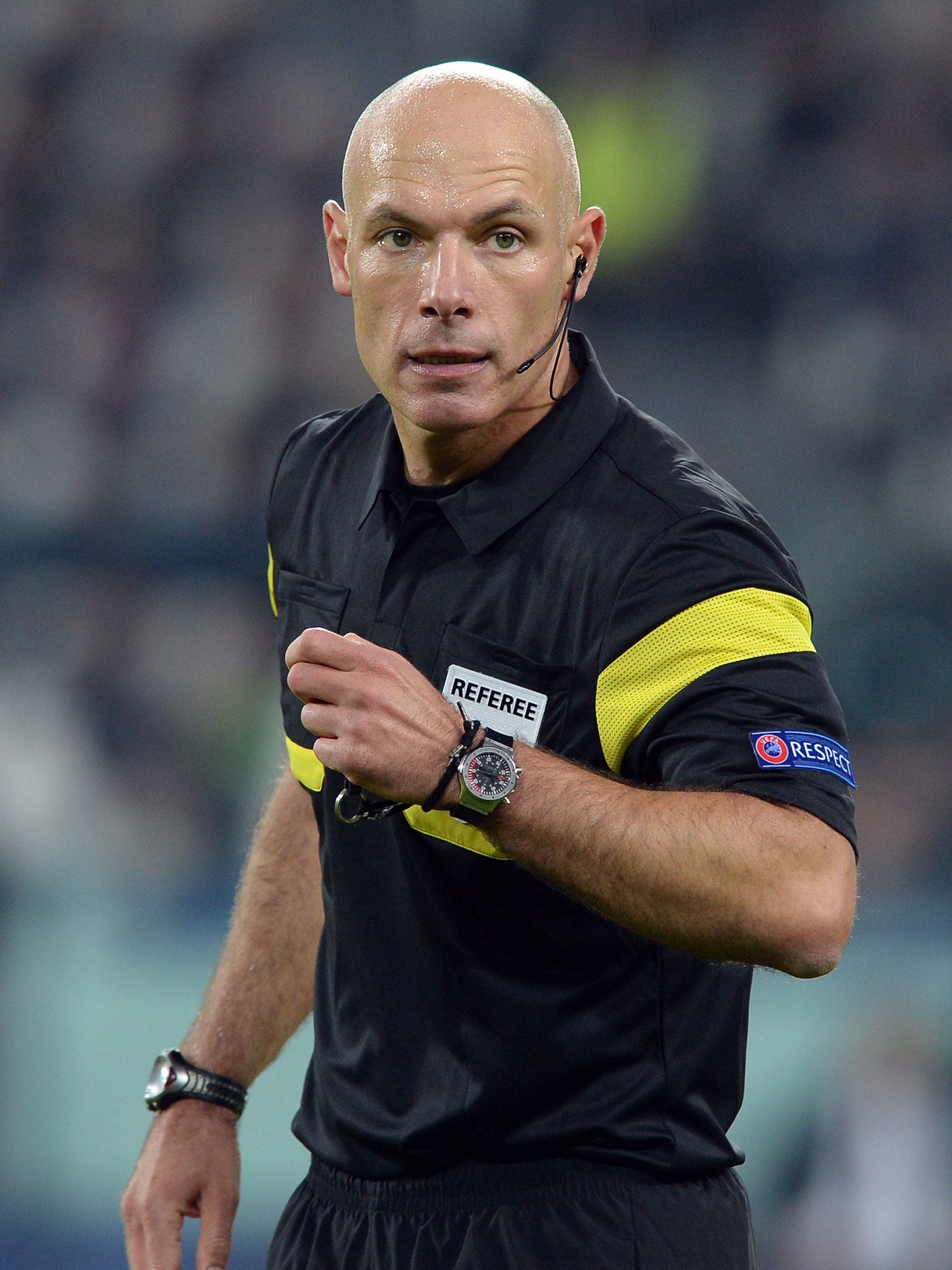 Howard Webb is the referee for Sweden's tie