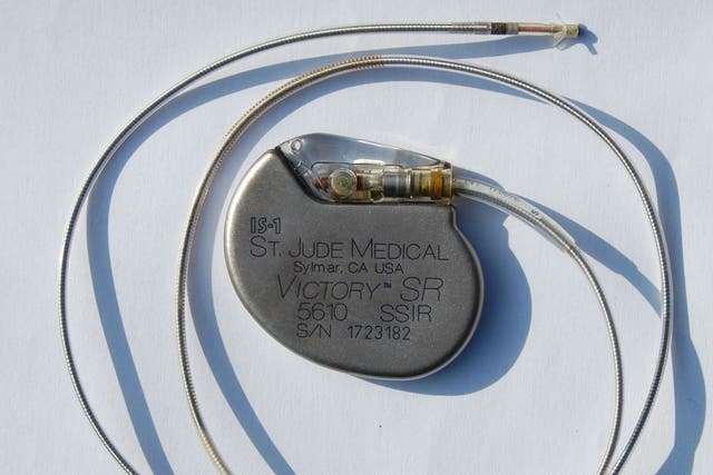 An artificial pacemaker from St. Jude Medical, with electrode