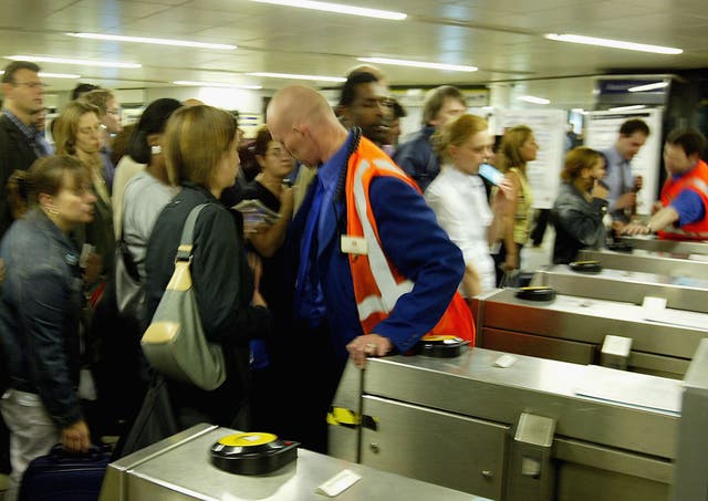 950 jobs may be cut as part of plans to close down all ticket offices on the London Underground