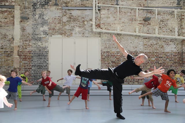 Karl Morgan teaching Movement Warriors class at the BalletBoyz studio