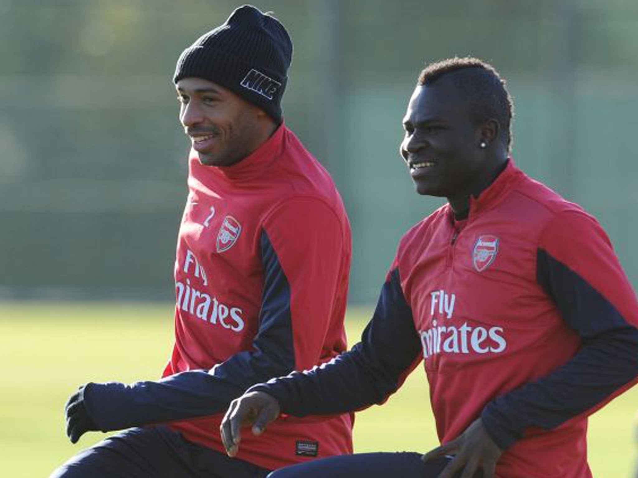 Thierry Henry trains alongside Emmanuel Frimpong