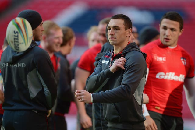 England captain Kevin Sinfield training at Wembley