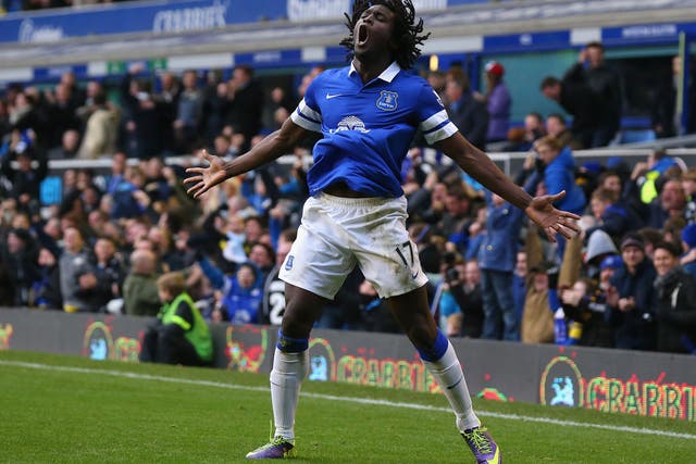 Romelu Lukaku of Everton celebrates scoring his team's third goal