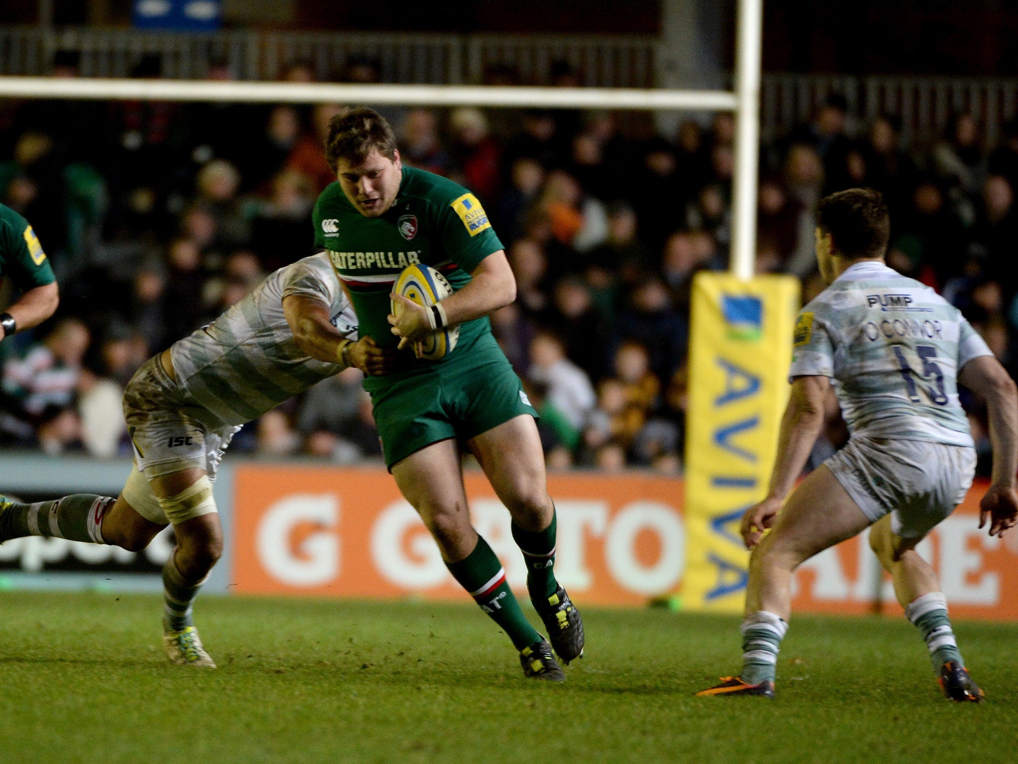 Tom Bristow of Leicester Tiger bursts through the London Irish defence