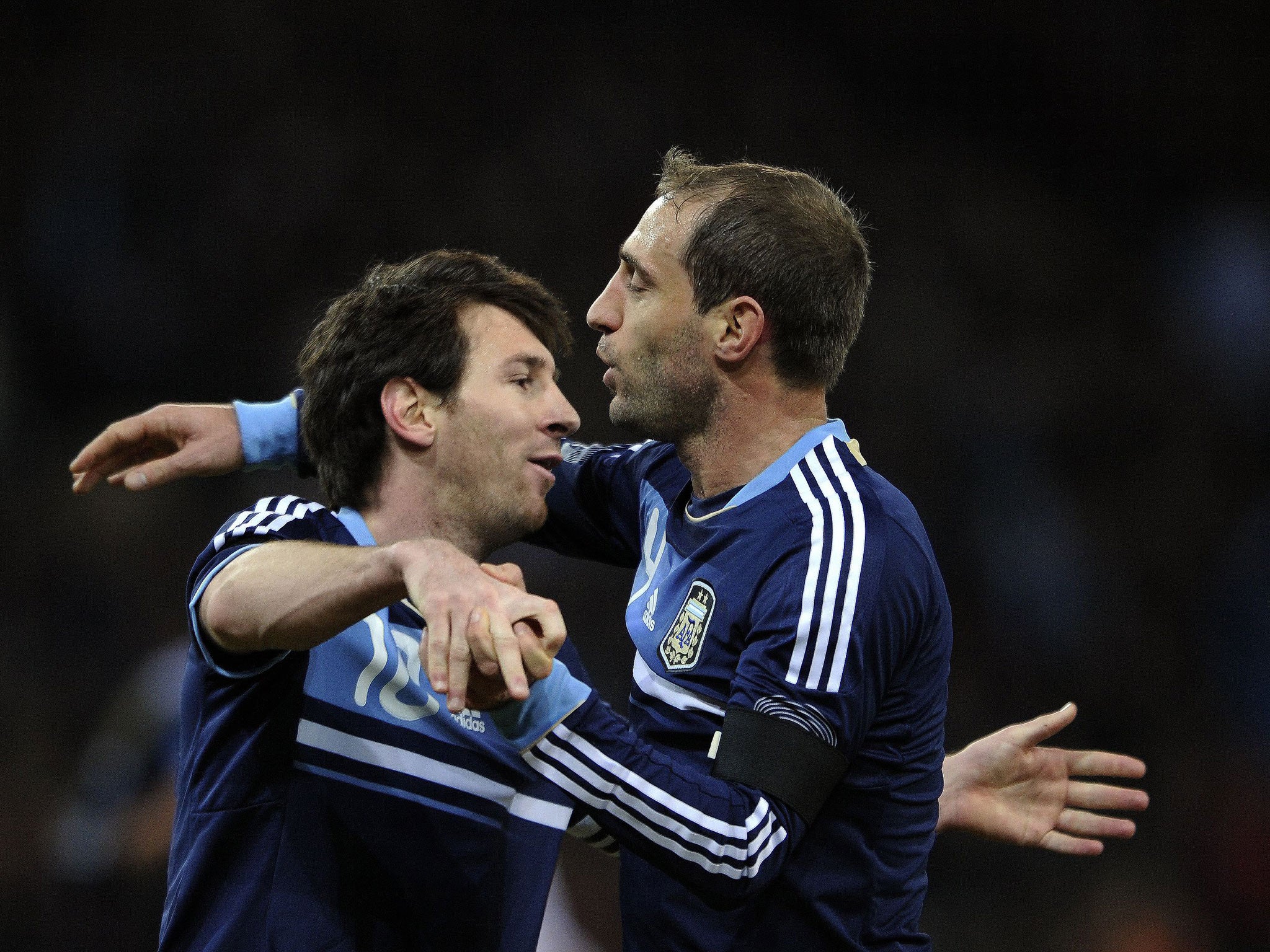 Lionel Messi has asked Pablo Zabaleta what life is like at Manchester City, according to the Argentinian defender
