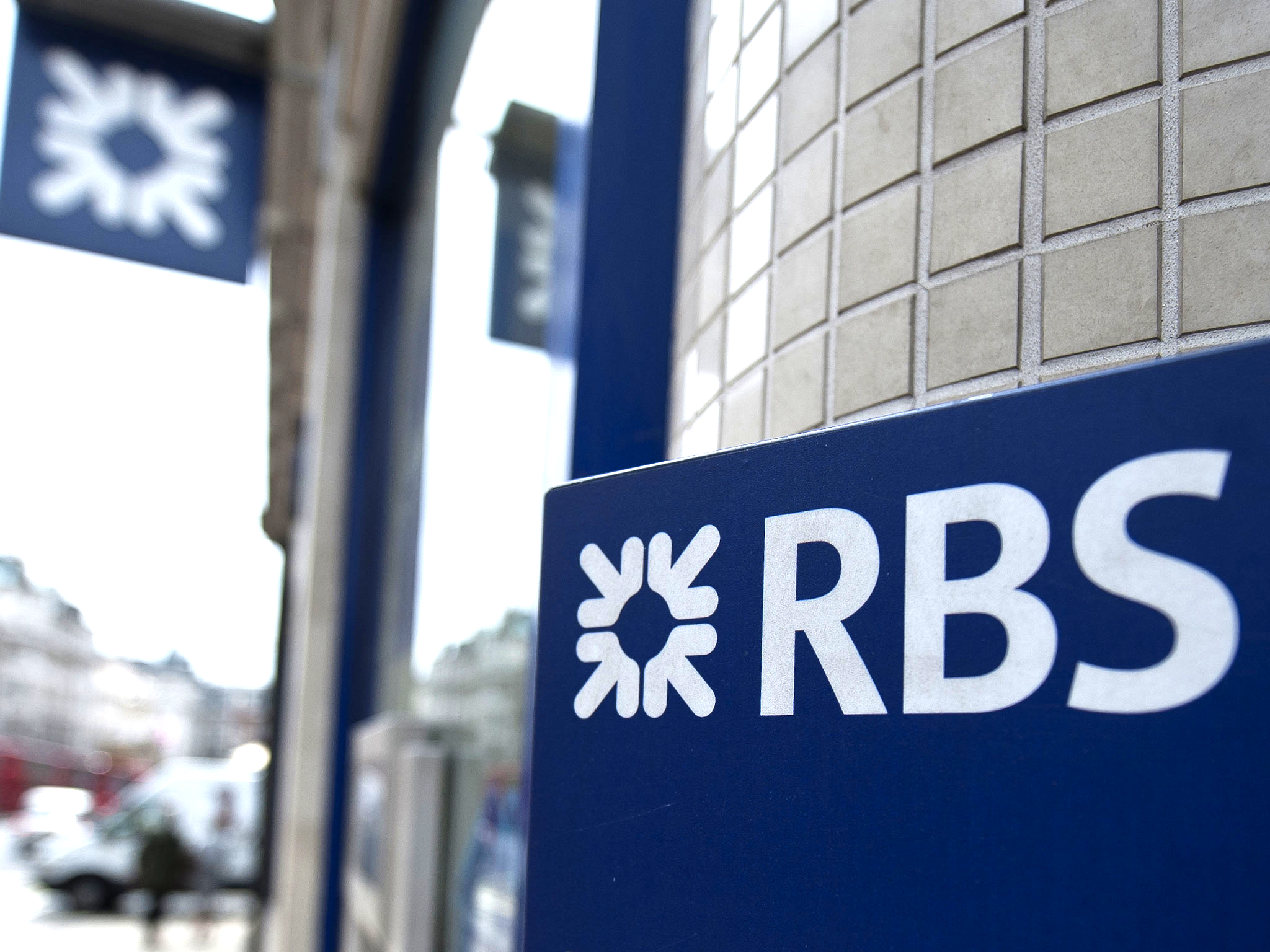 Royal Bank of Scotland is struggling to sell 300 branches