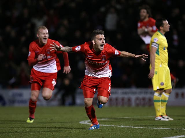 Dean Cox celebrates after scoring the equaliser against Sheffield United