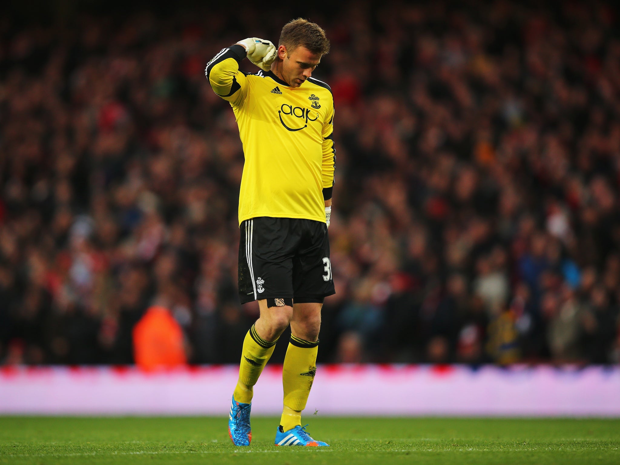 Southampton goalkeeper Artur Boruc faces a spell on the sidelines after suffering a broken hand in the 3-1 defeat to Chelsea