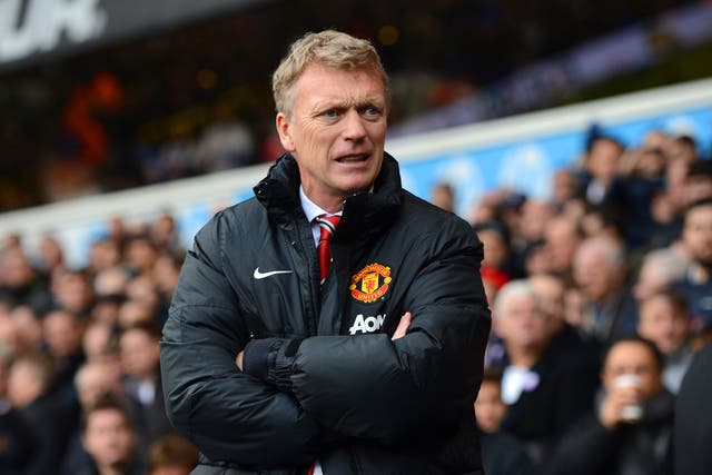 Manchester United manager David Moyes has praised his replacement at Everton Roberto Martinez