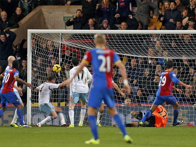 Marouane Chamakh finally finds the back of the net for Crystal Palace