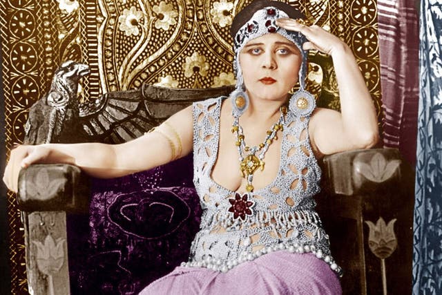 Theda Bara in 1917’s silent movie ‘Cleopatra’