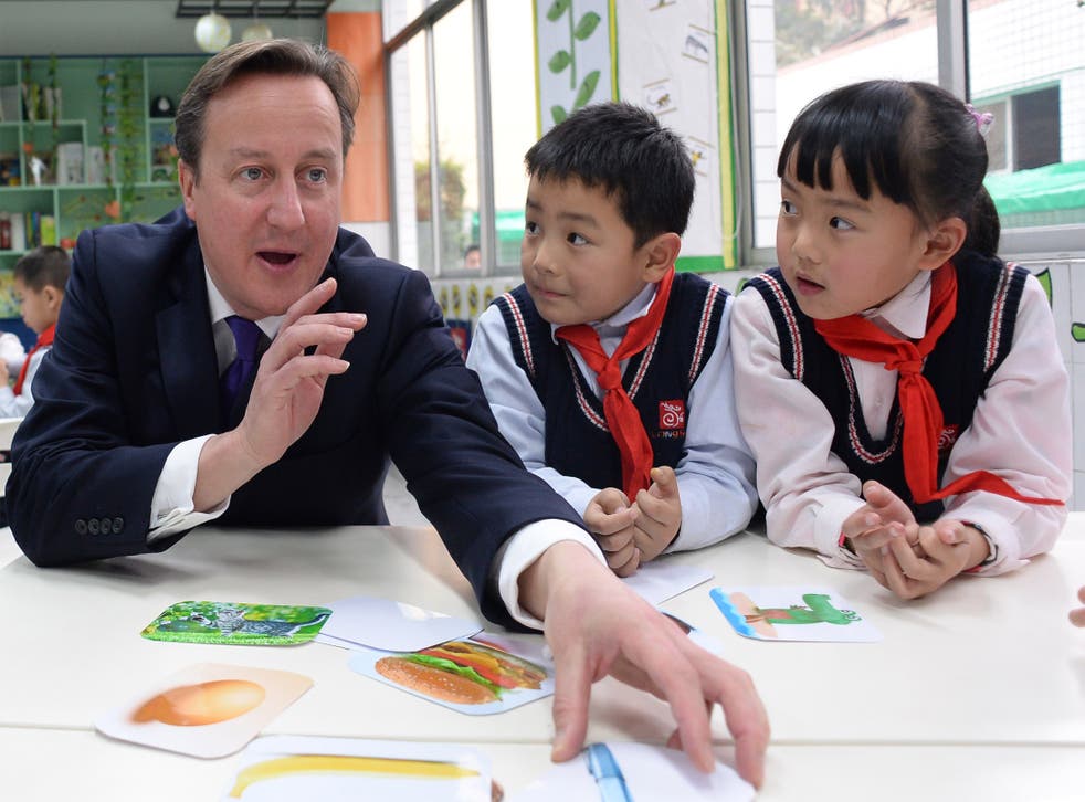 Prime Minister David Cameron meets pupils from Long Jiang Lu Primary School in Chengd