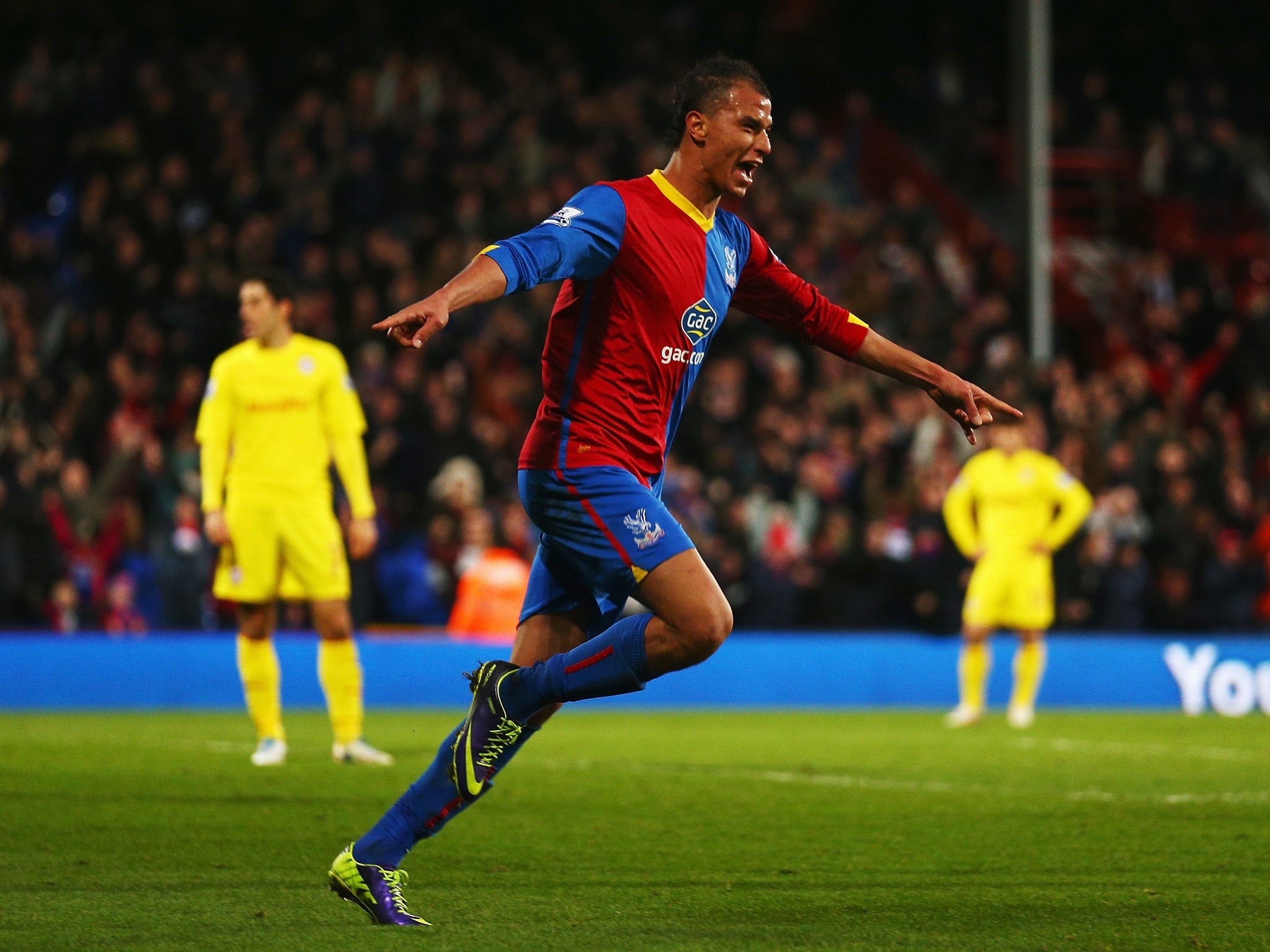 Marouane Chamakh has scored in each of his last two Premier League matches