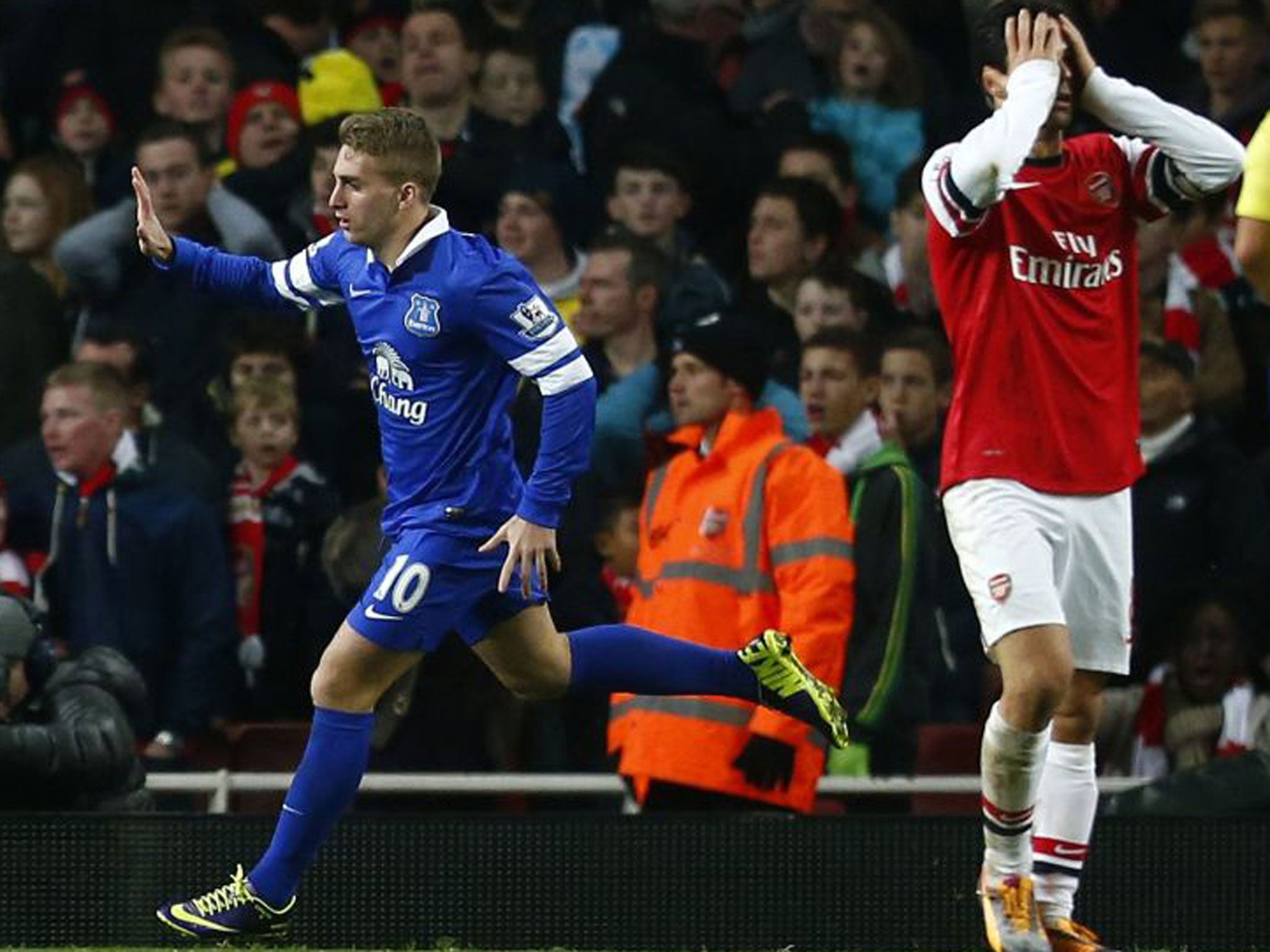 Gerard Deulofeu celebrates his late equaliser, much to the distress of Arsenal's Mikel Arteta