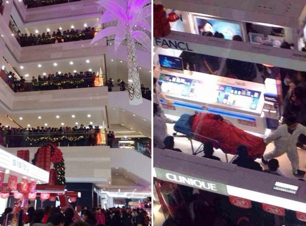State media report that a man has committed suicide in a Chinese shopping mall after an argument with his girlfriend