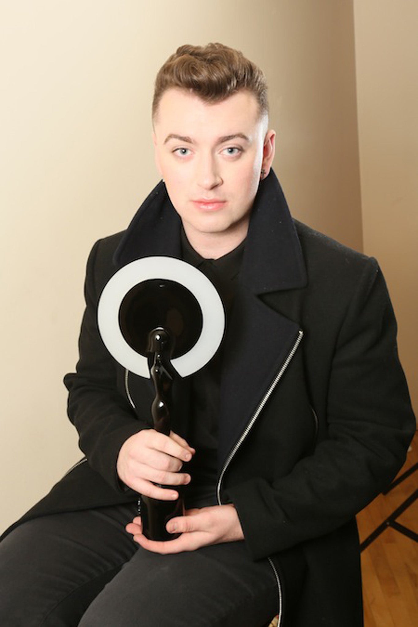 Sam Smith, who has been tipped for success in 2014, with his Critics' Choice Award