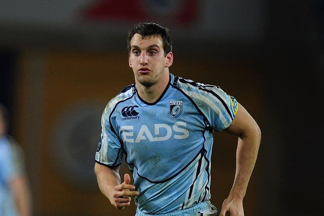 Wales captain Sam Warburton is considering playing in France