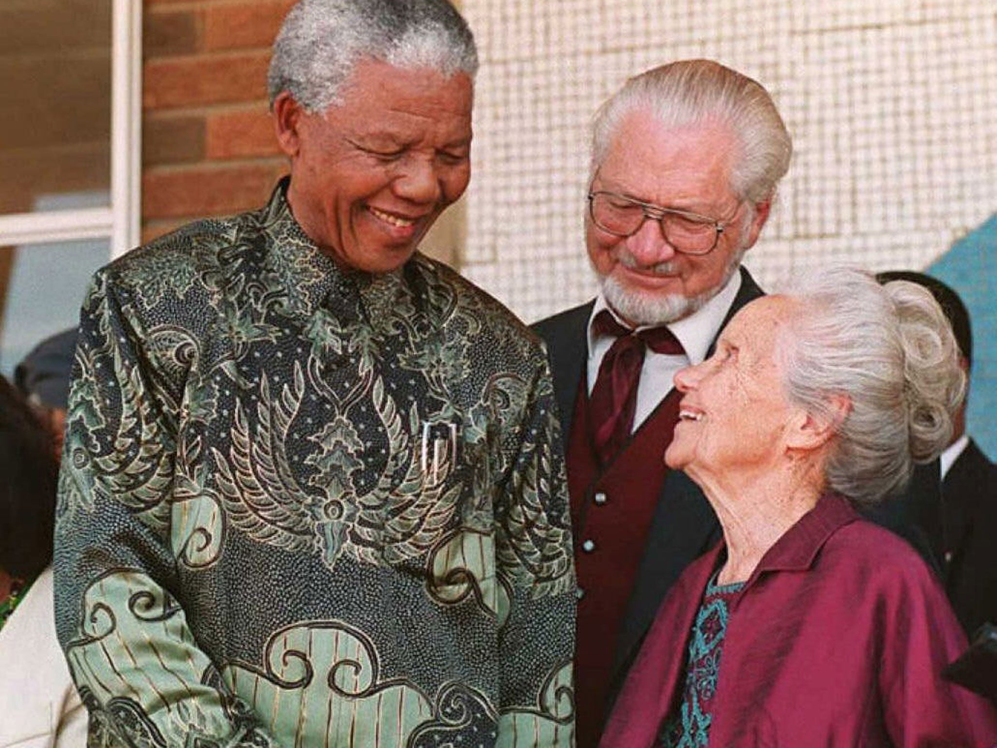 Nelson Mandela with Betsie Verwoerd in Orania in 1995