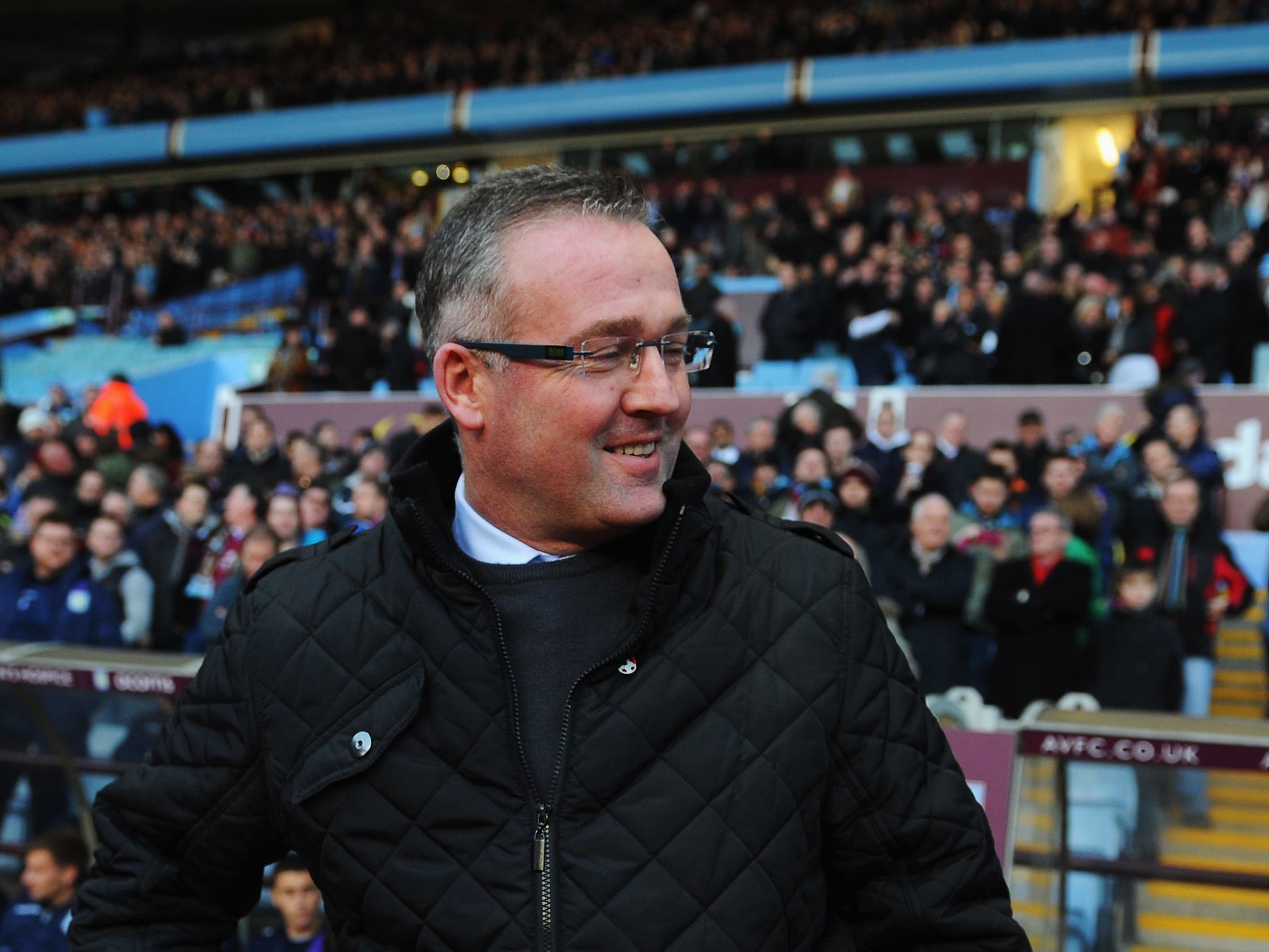 Aston Villa manager Paul Lambert has been praised by David Moyes ahead of their match against Manchester United