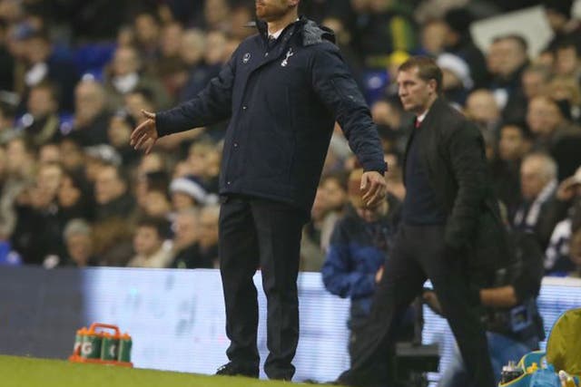 Tottenham's manager Andre Villas-Boas puts his arms out in frustration on Sunday