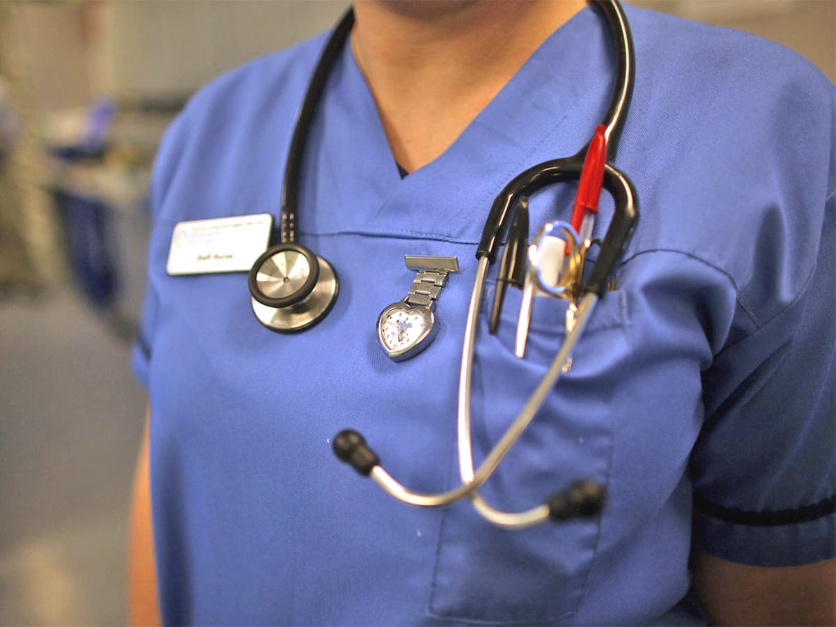 Fewer nurses educated to degree level putting patients' lives at risk ...