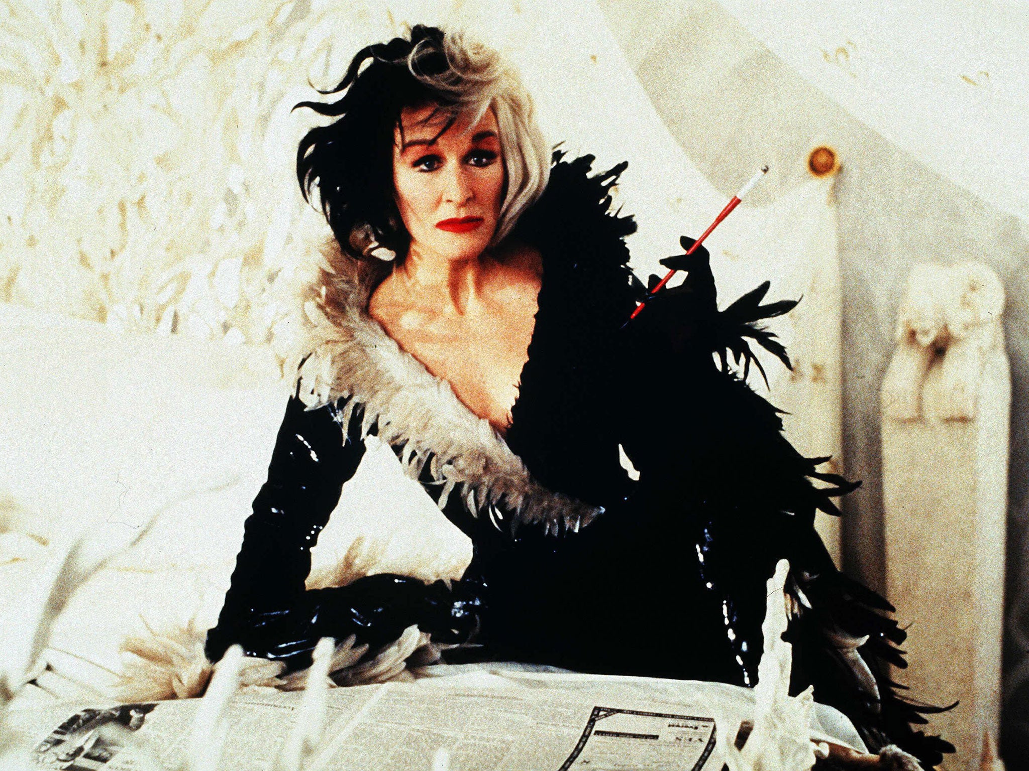 Glenn Close smokes as Cruella De Vil in Disney's G-rated 101 Dalmations