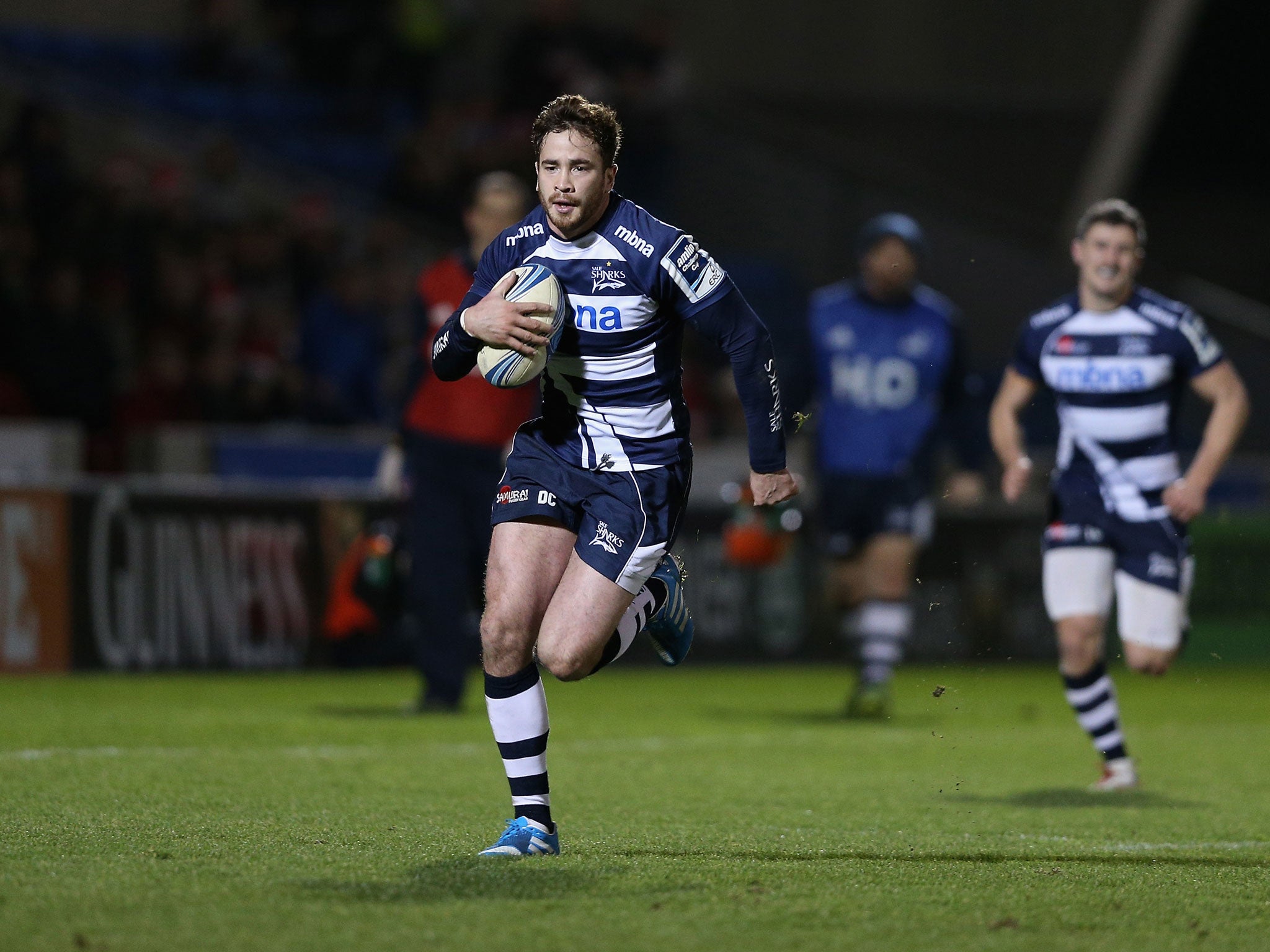 Danny Cipriani on his way to scoring a try in the Amlin Challenge Cup match against Oyonnax