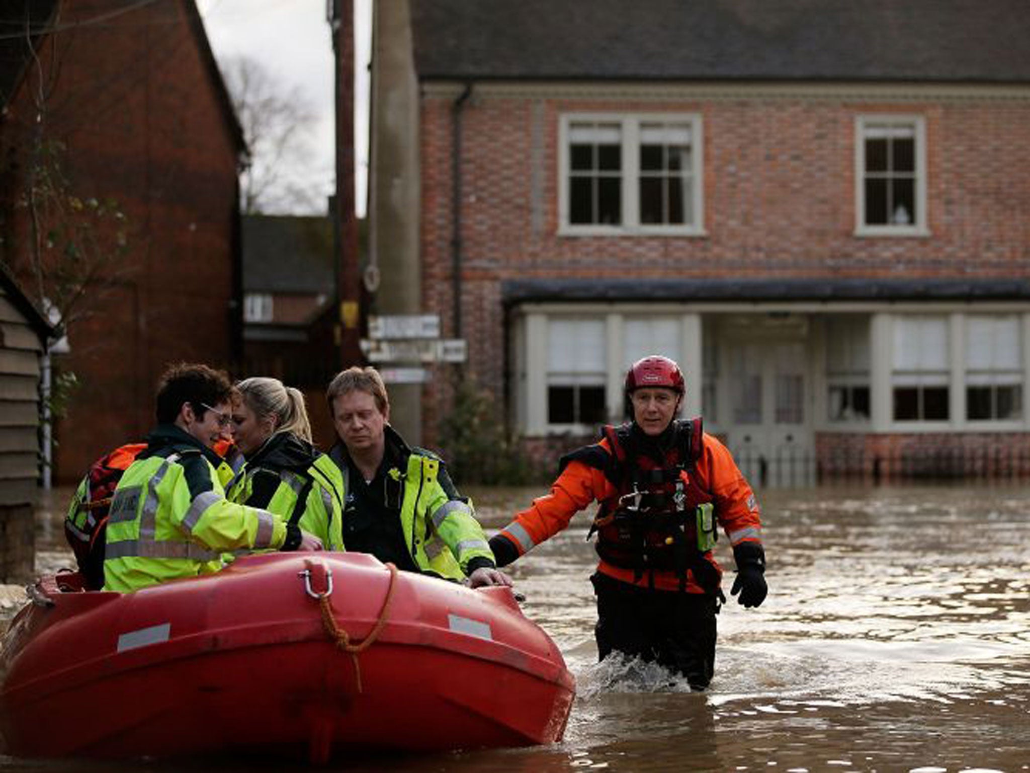 Emergency services operate in Yalding