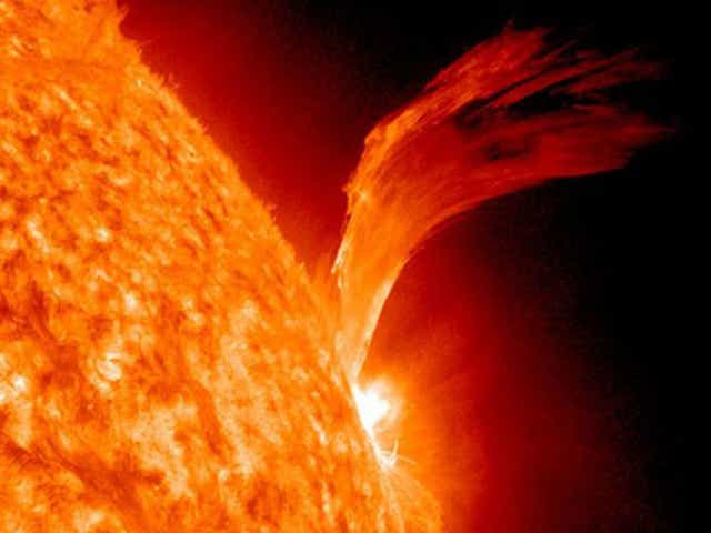 <p>Solar flares have the capacity to create super-storms that trigger electricity blackouts</p>