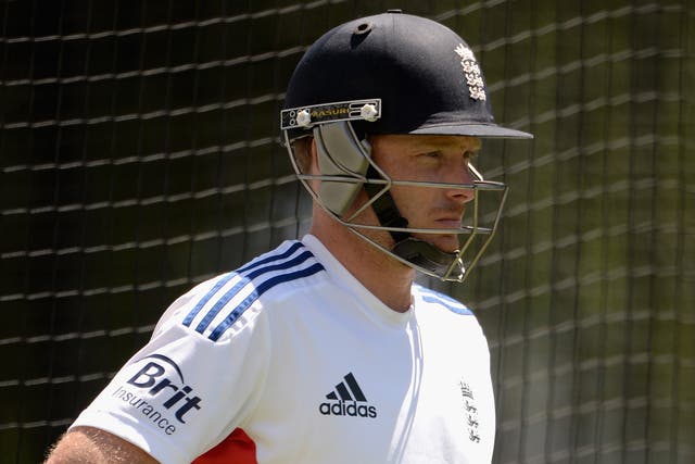 Ian Bell in the nets ahead of the Fourth Ashes Test against Australia at the MCG
