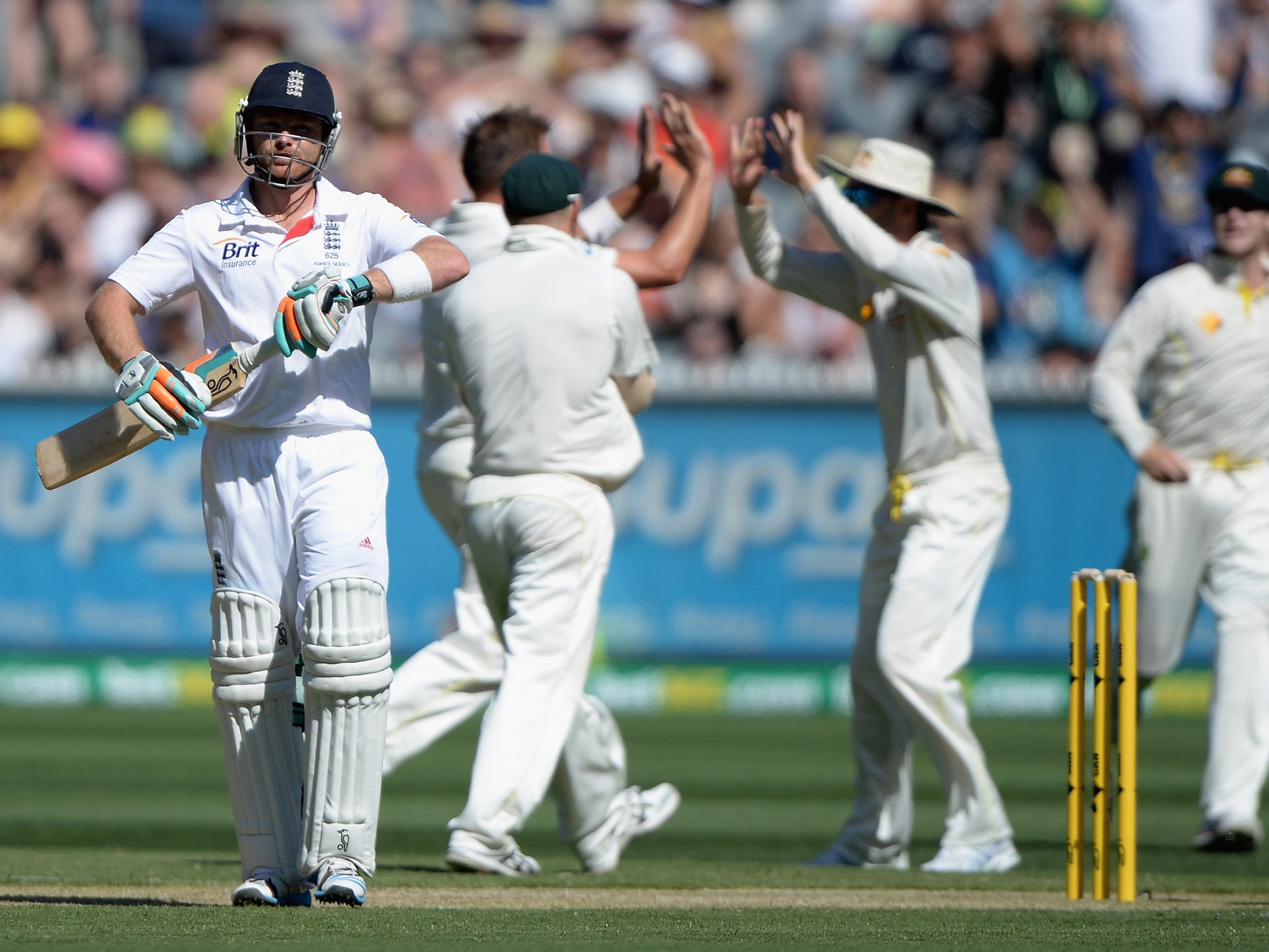 Ian Bell walks off at the MCG after the England batsman is dismissed in the Fourth Ashes Test