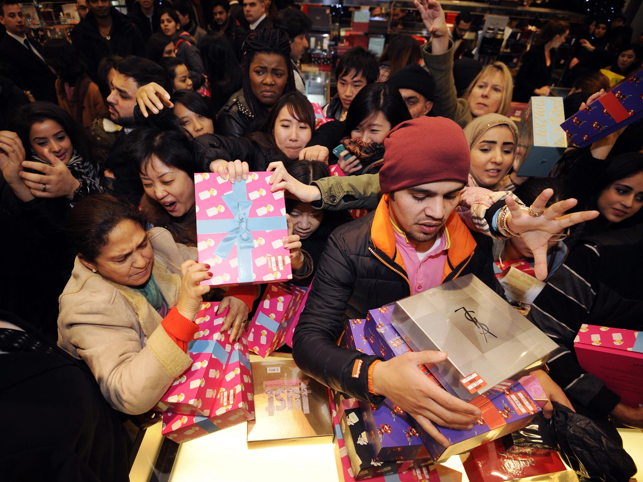 Online shopping ‘comes of age’ in time for Boxing Day as millions make