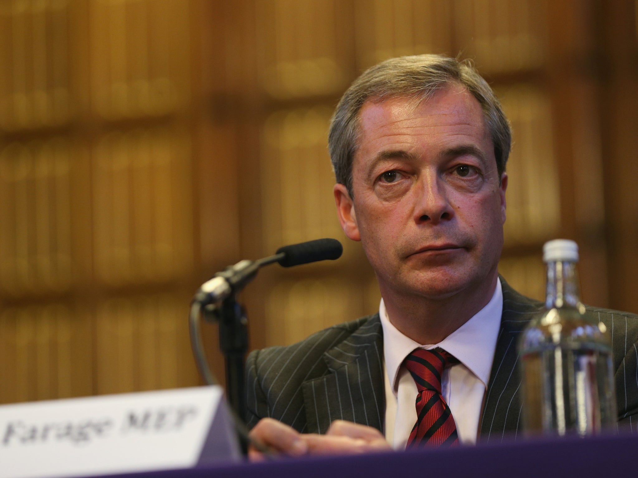 UKIP leader Nigel Farage has called on the Government to start allowing Syrian refugees into the country
