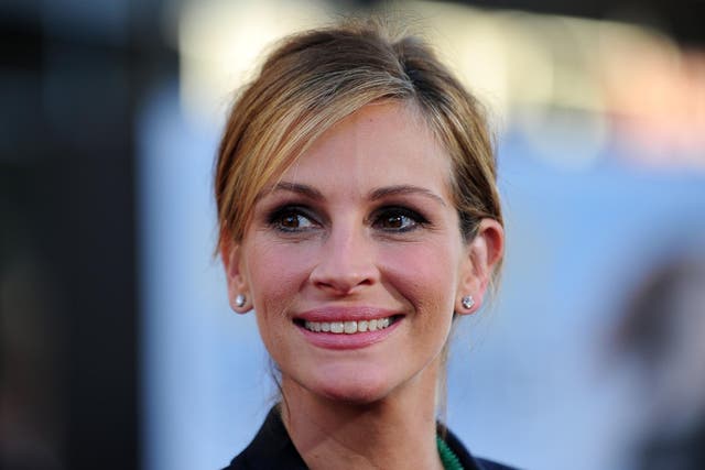Julia Roberts was asked to remove two freckles for a movie role