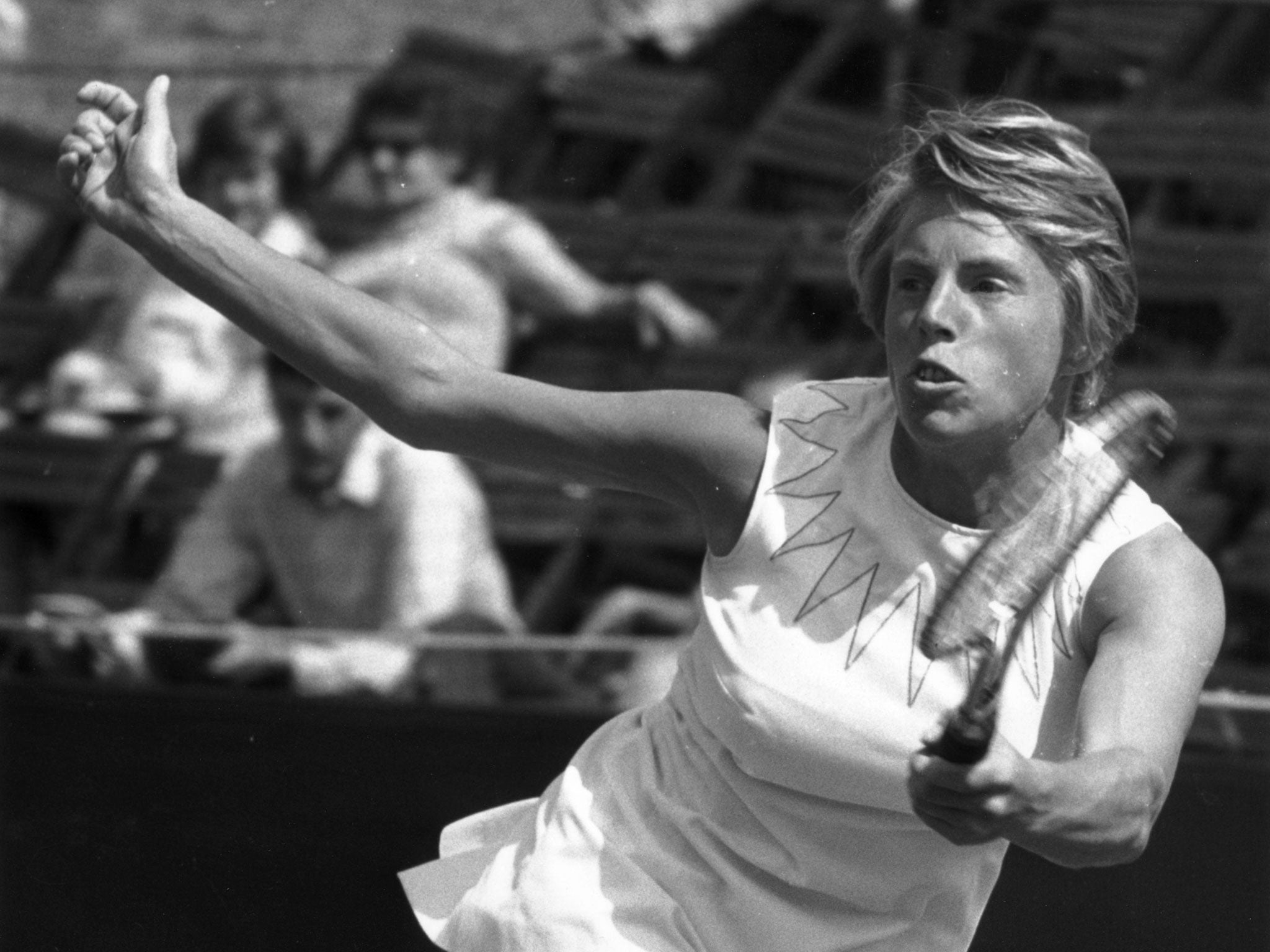 Ann Jones in 1970 during the Rothmans Surrey Grass Court Championships - Ms Jones receives a CBE for services to tennis (Getty)