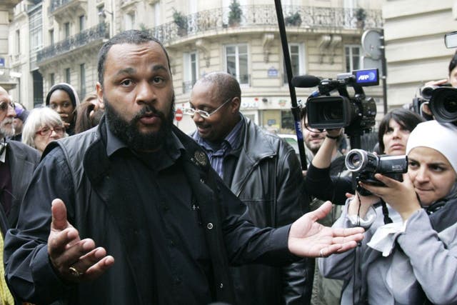 The French interior minister wants Dieudonne banned M'bala M'bala from the stage for what he says are racist and anti-Semitic performances.