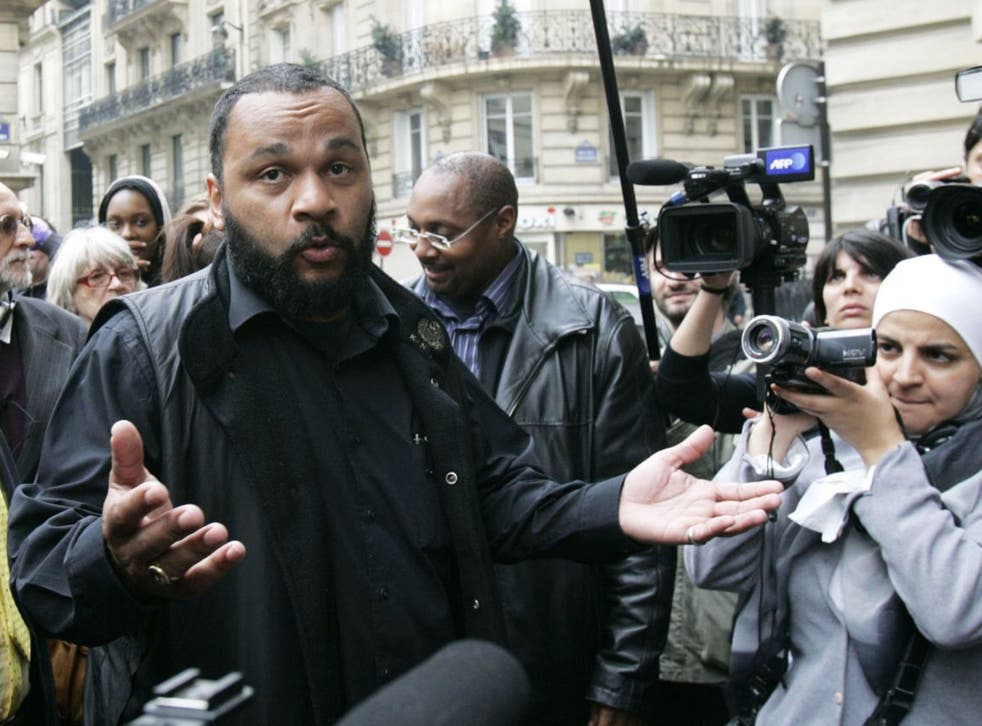 The French interior minister wants Dieudonne banned M'bala M'bala from the stage for what he says are racist and anti-Semitic performances.
