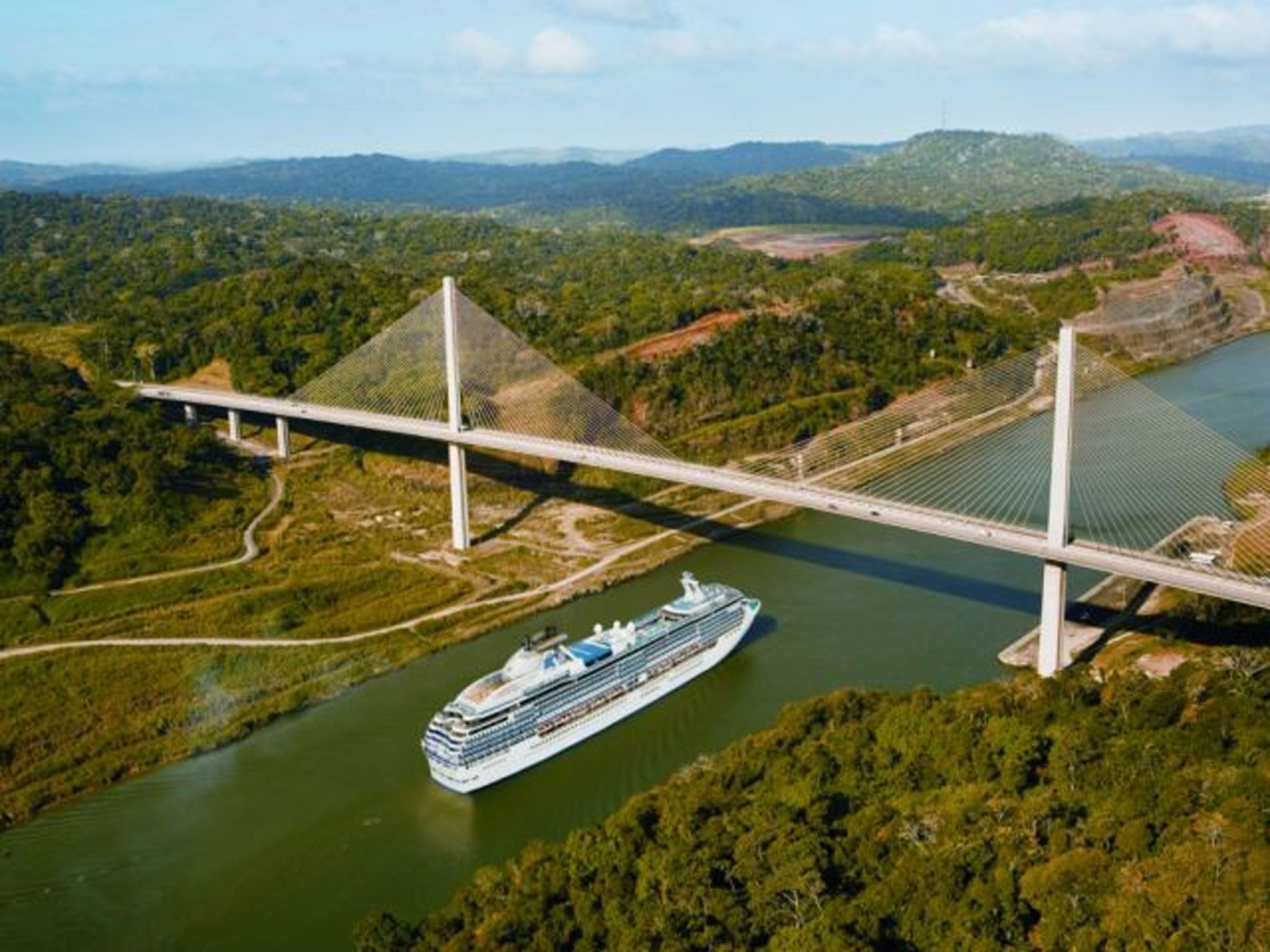 Flow chart: A Princess cruise ship makes its way along the Panama Canal