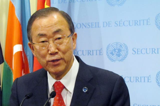 UN Secretary-General Ban Ki-moon began sending out invitations to the Syria peace talks on Monday