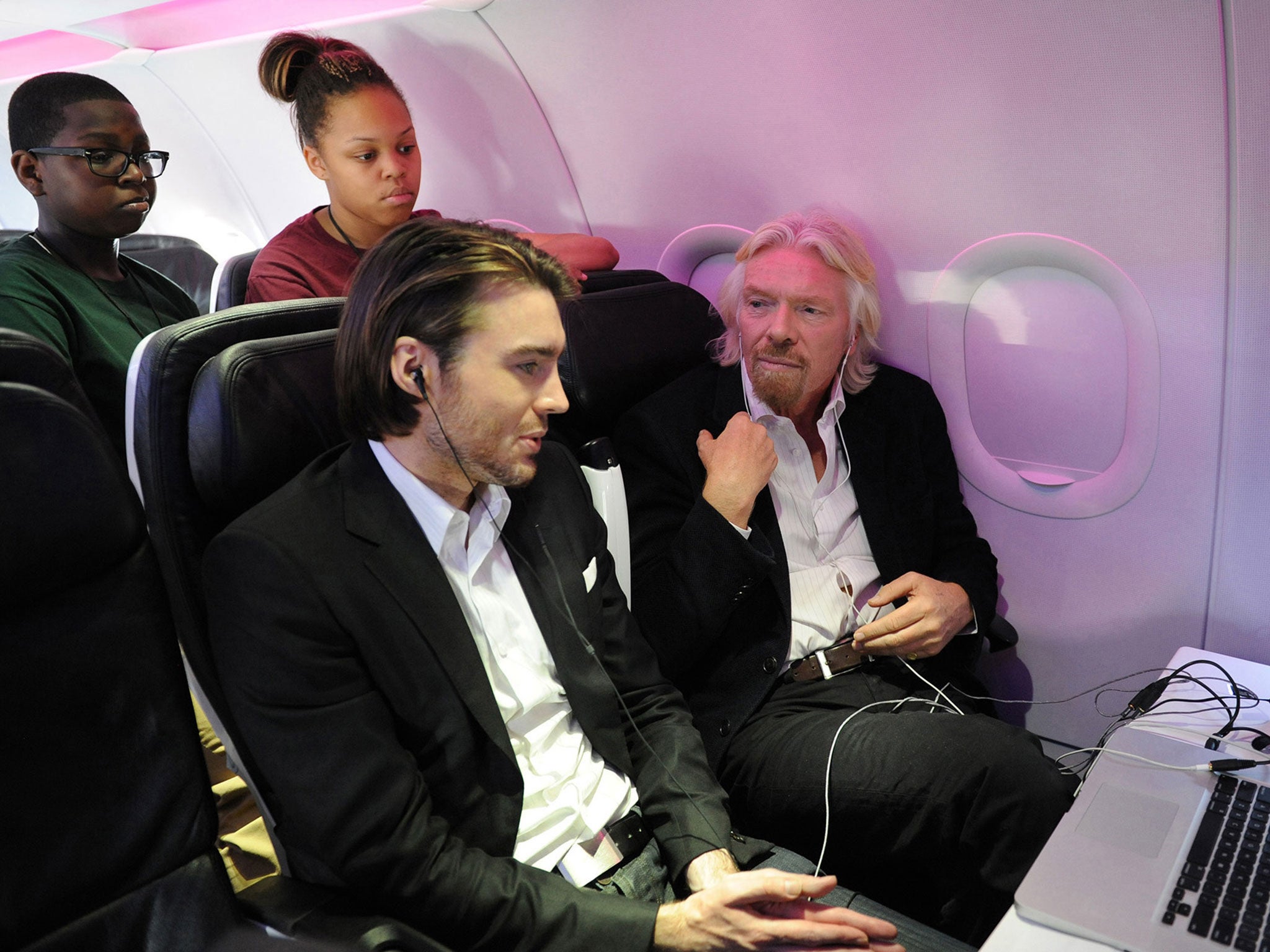 Mashable CEO & founder Pete Cashmore Founder talks business with Sir Richard Branson (right)