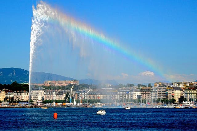 Water feature: the Jet d’Eau is a city icon