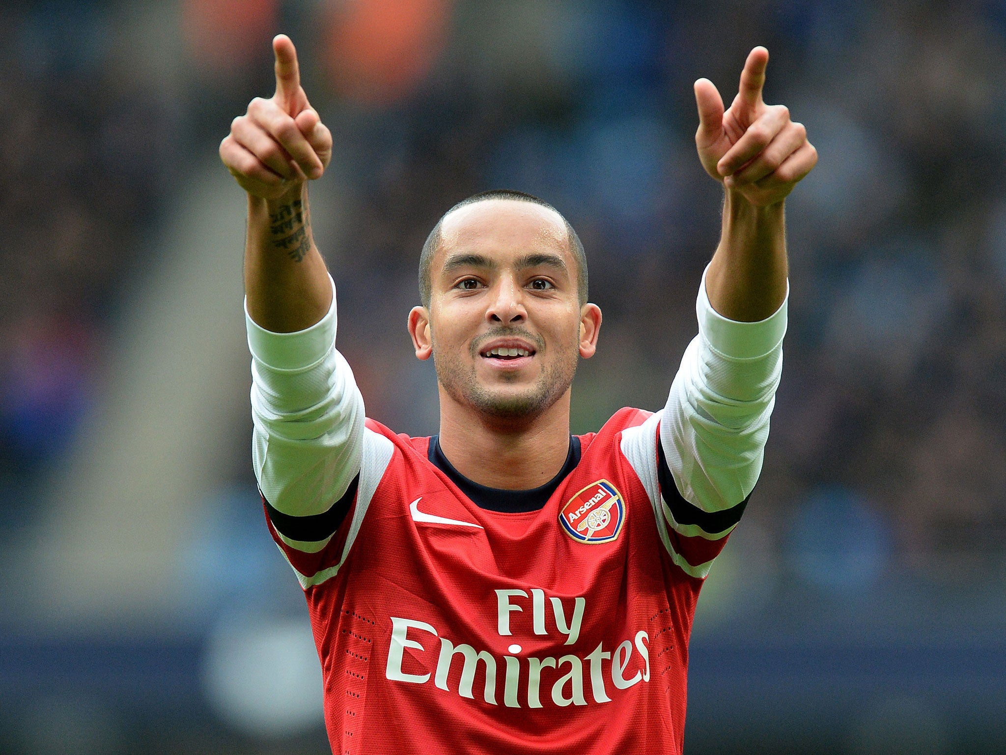 Theo Walcott is 'mentally strong', says Arsène Wenger